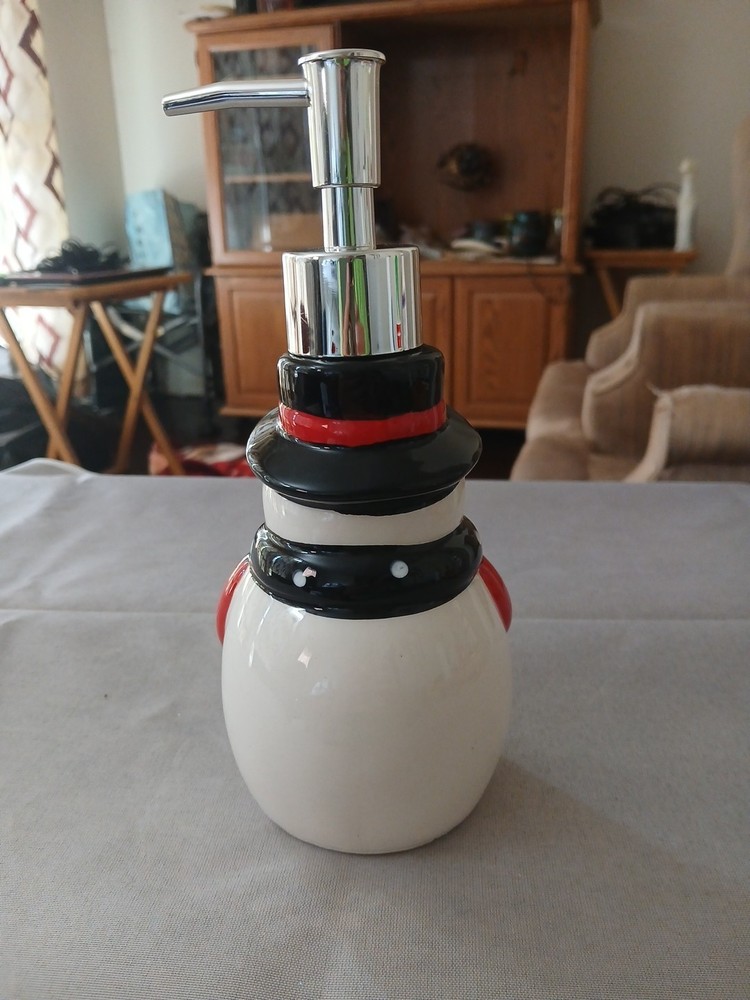 Holiday Home 2PC Ceramic Snowman Bathroom Set