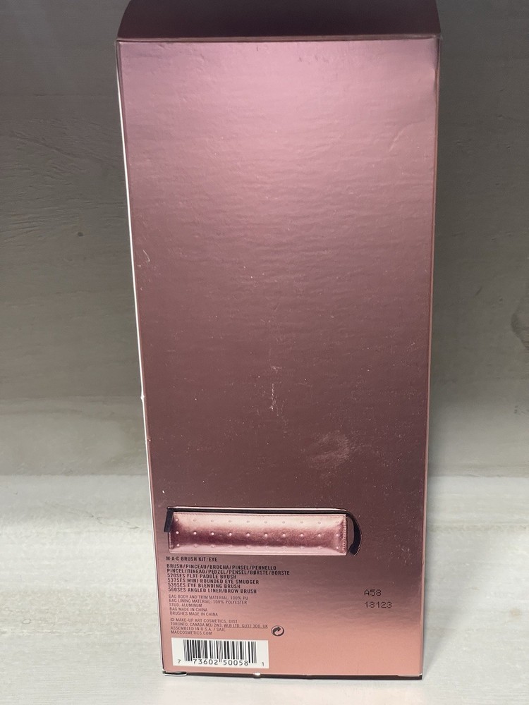 MAC Cosmetics Basic Brush Kit - Eye