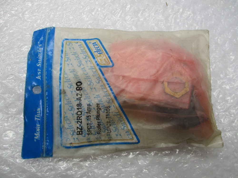 SELECTA BZ-2RQ18-A2-B0 LIMIT SWITCH NSMP