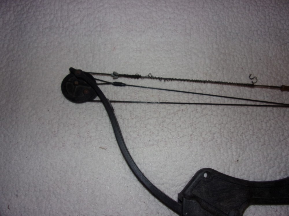 Seneca Youth Compound Bow