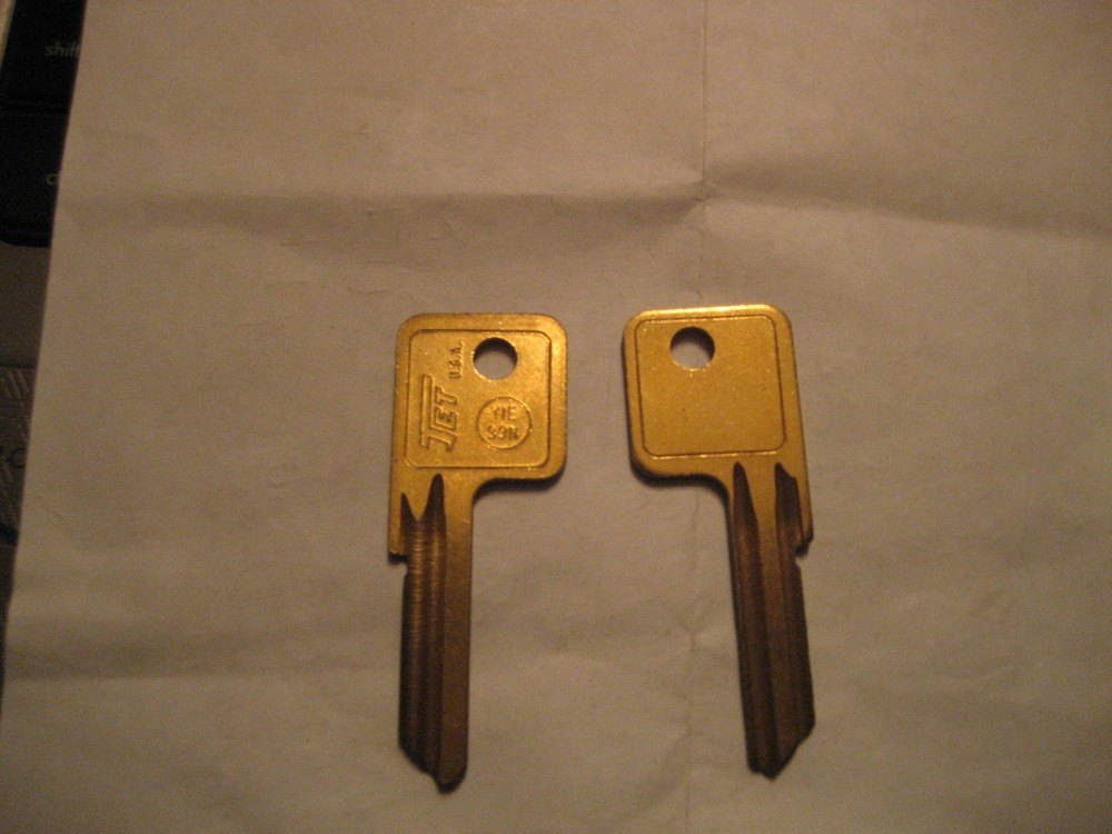 Y1 keys, Yale key