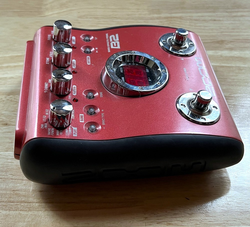 Zoom B2 Four Multi-Effects Processor for Bass EXC COND