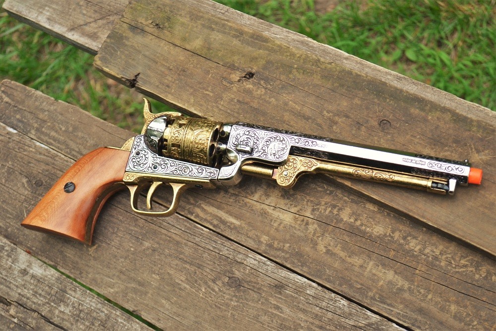 Colt M1851 Navy Revolver - Civil War - 1851 - Non-Firing Denix Replica