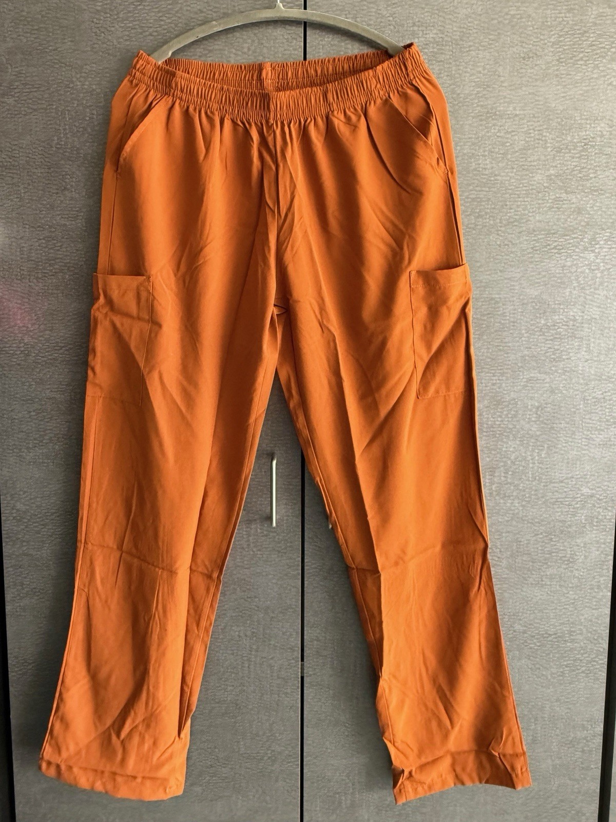 4Flex Scrub Set Size Large in Cinnamon color Top and Pants