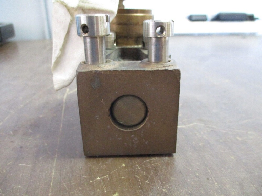 Superior Interlock S105813Y Used