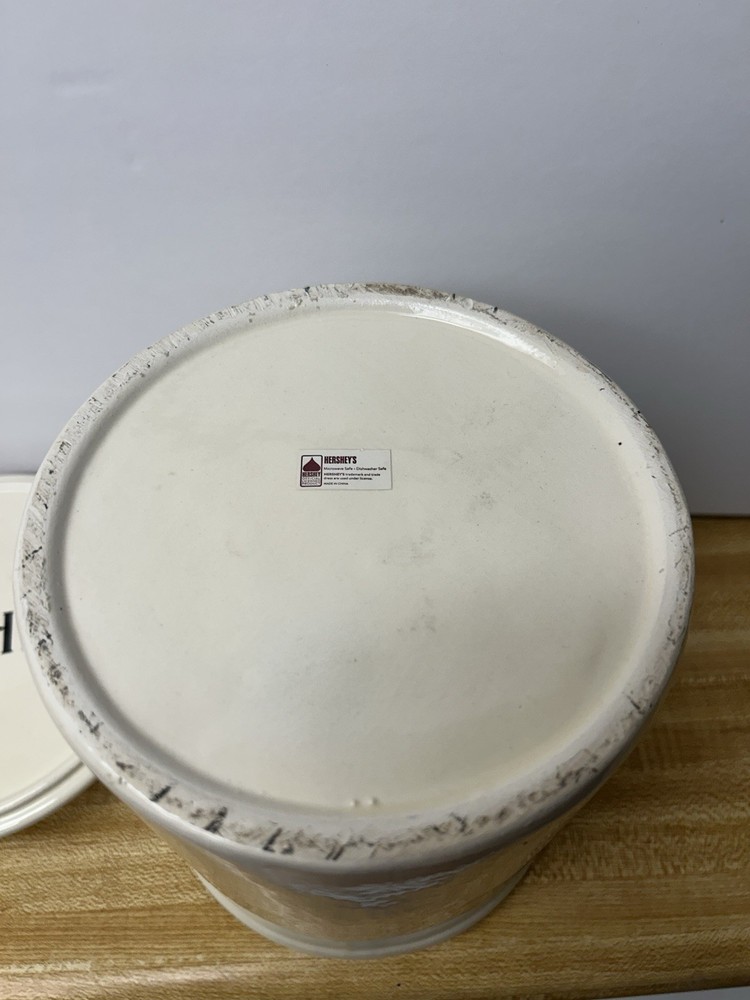 Large Hershey’s Milk Chocolate Holiday Container