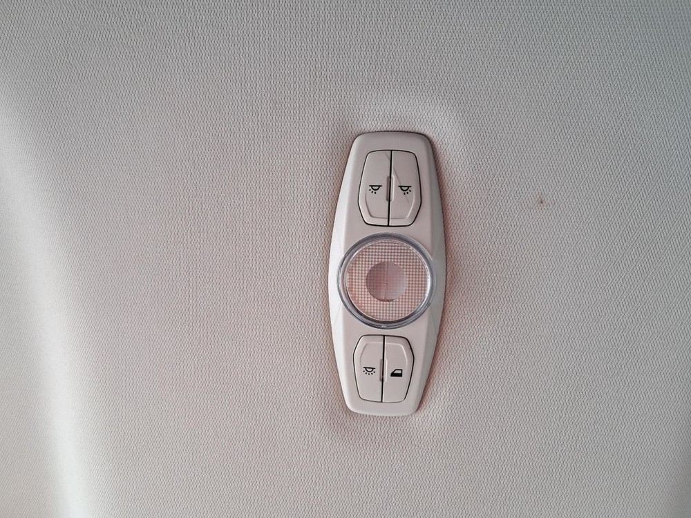 ESCAPE 2013 Glove Box 4772461