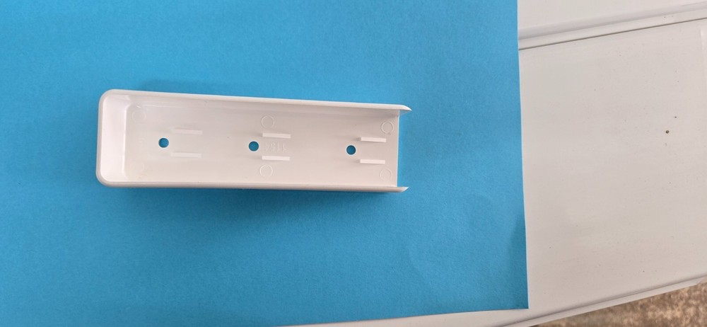 White Vinyl Rail Mount (single)