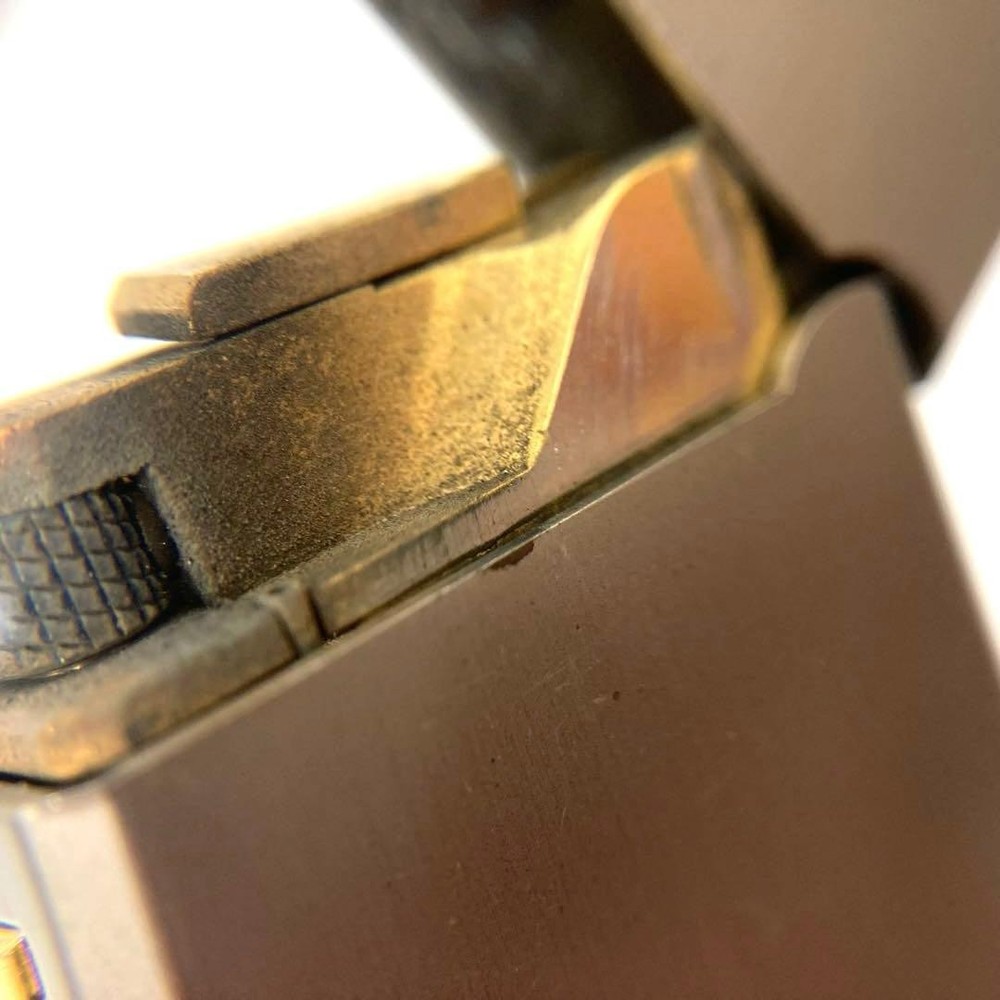 Stylish Givenchy Gas Lighter Roller Slim Design