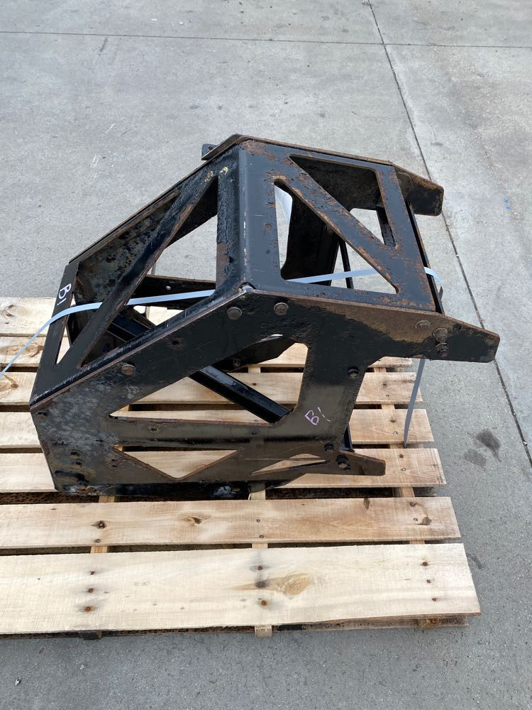 Kenworth Frame Step (722-10225)