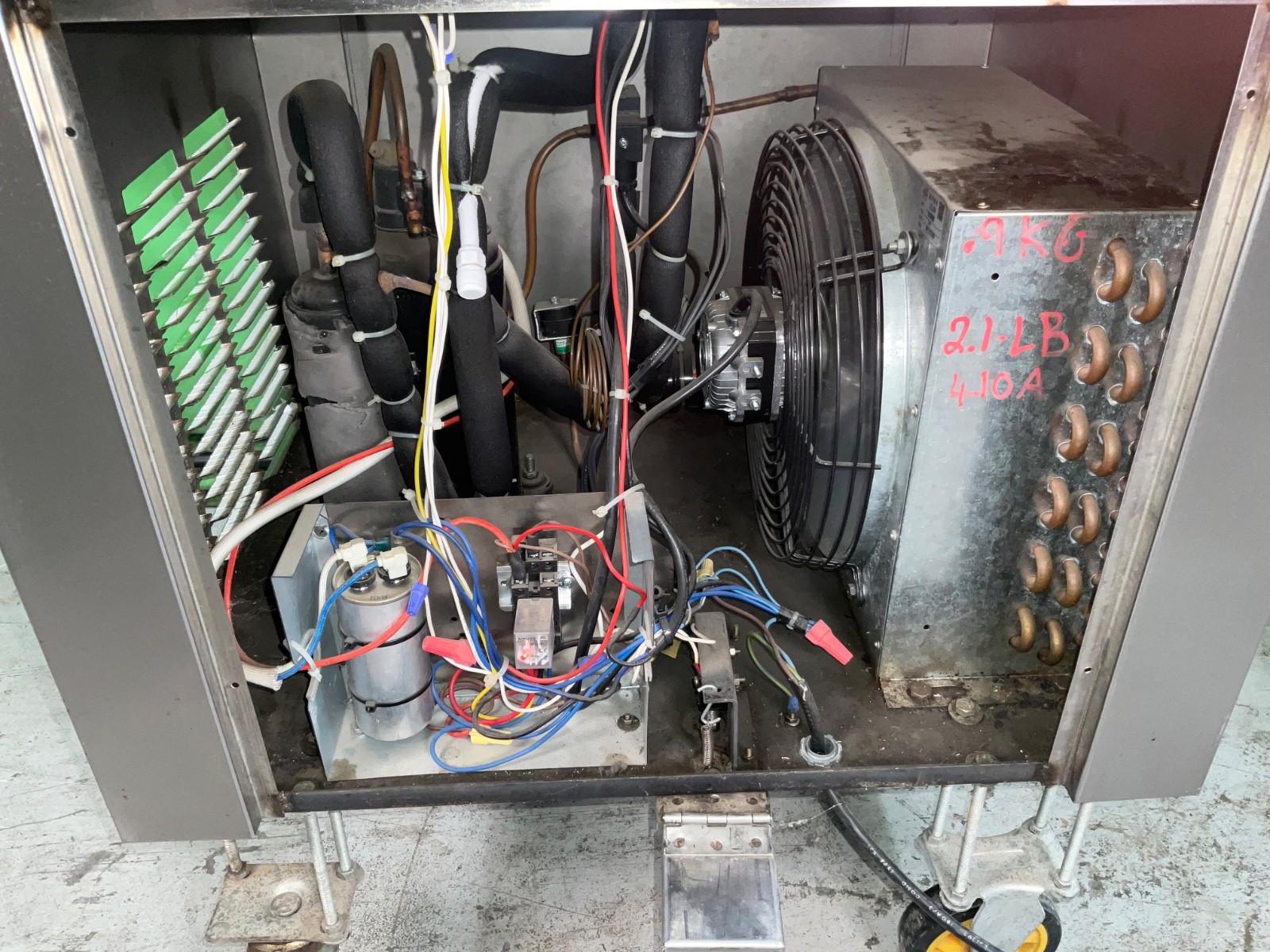 Commercial 21"X21'' Square Pan Fry Ice Cream Roll Machine, Custom Casters 1834