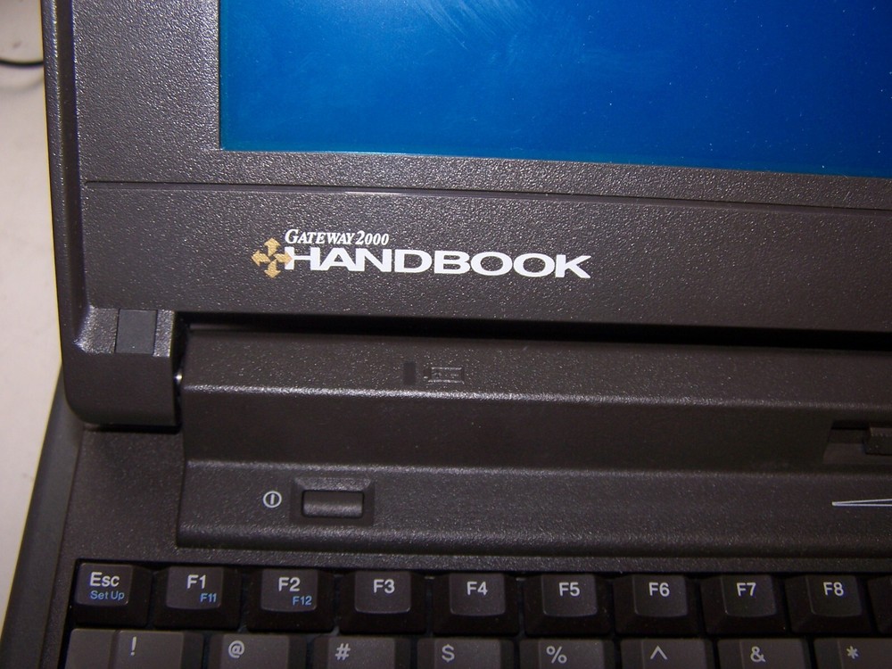 Gateway 2000 Handbook Laptop Computer SOLD AS IS