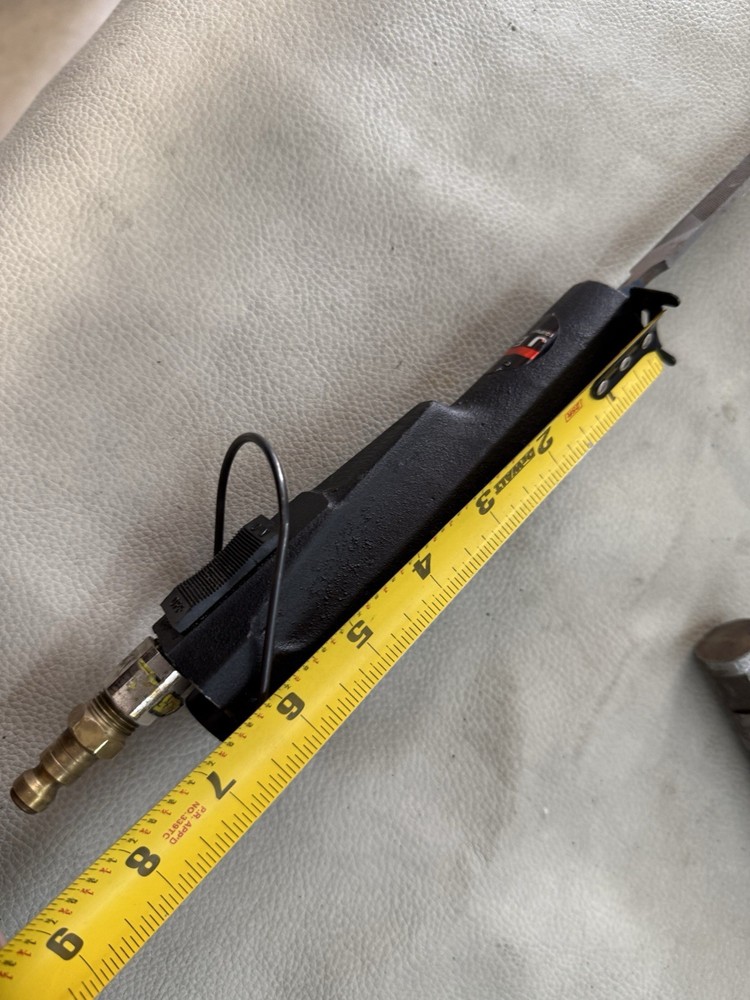 Jet Pneumatic File Holder