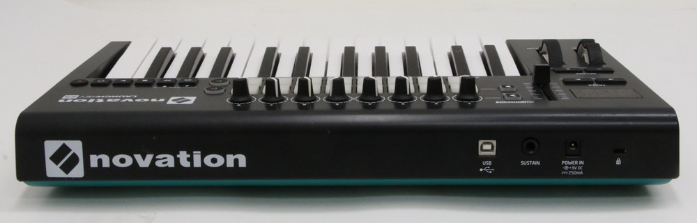 Novation Launchkey 25 Mk2 Midi Keyboard Controller *READ*