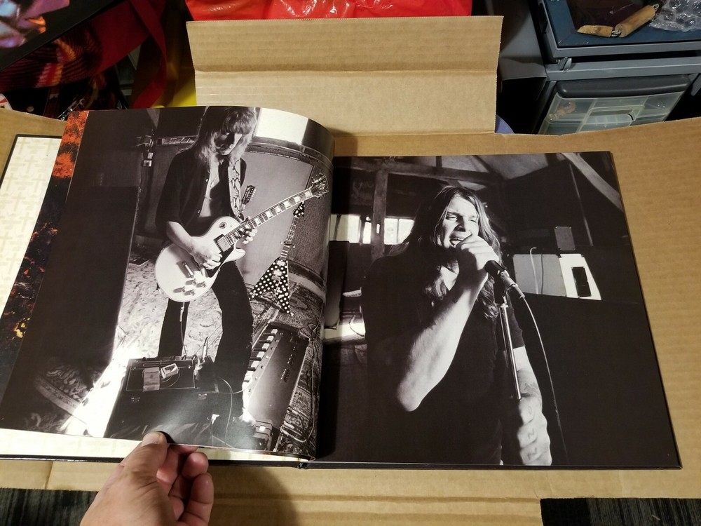 RANDY RHOADS OZZY OSBOURNE LARGE BLIZZARD OF OZZ ERA 88 PAGE COFFEE TABLE BOOK