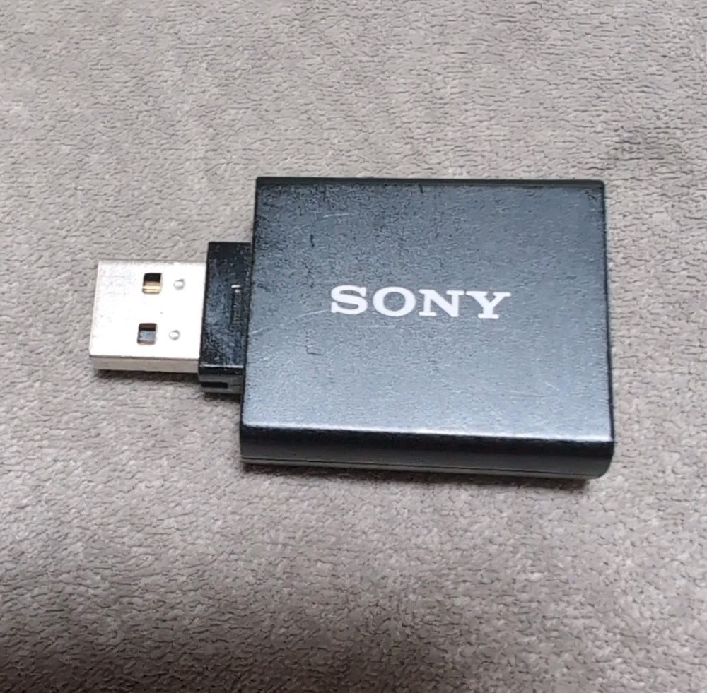 Sony MRW68E Multi Card Reader/Writer & Memory Stick PRO