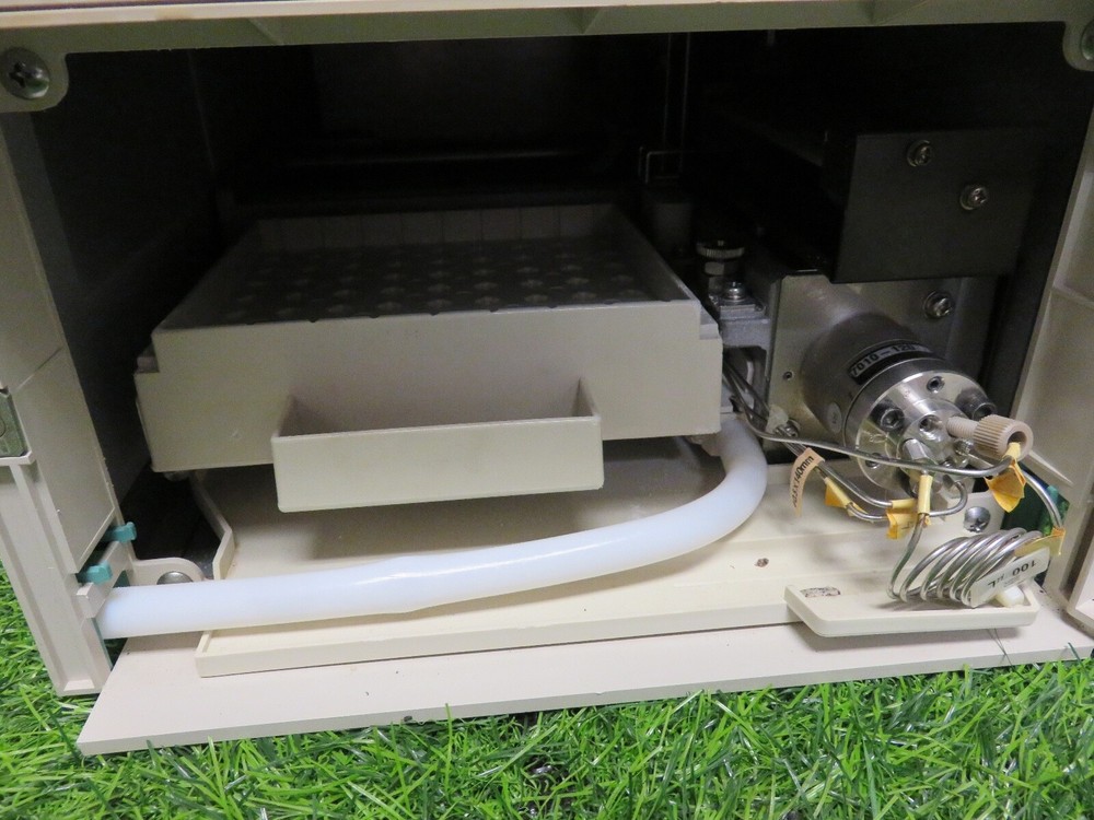 Hitachi Autosampler L-7200 (810-0201)