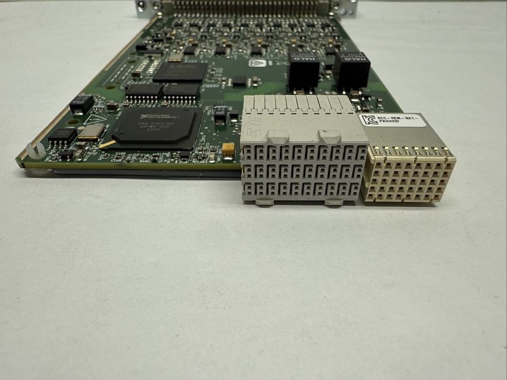 National Instruments NI PXIe-4357 Temperature Input