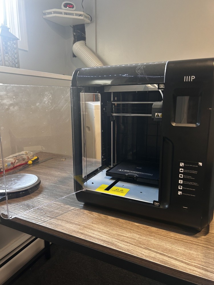 Monoprice MP Voxel Enclosed 3D Printer