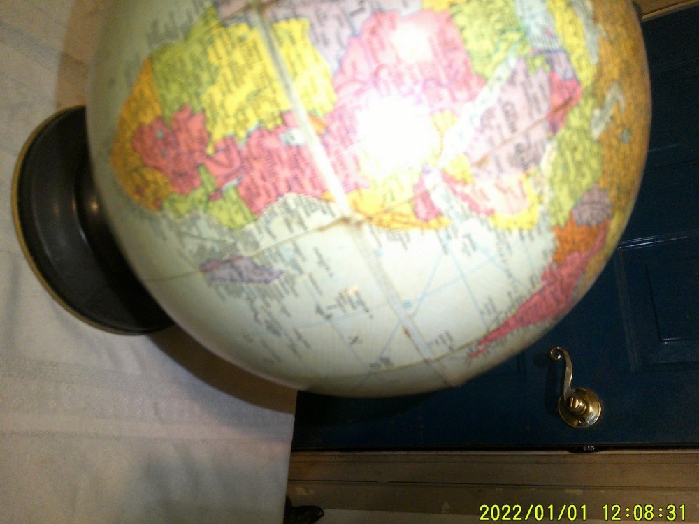 VINTAGE DESK TOP WORLD GLOBE
