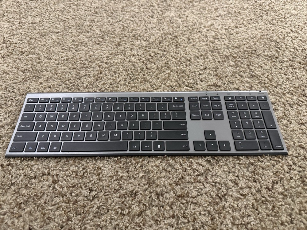 Wireless Keyboard and Mouse, Vssoplor Rechargeable-Bluetooth Keyboard, USB Mouse