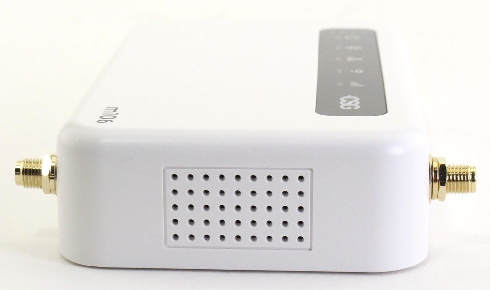 Connected Solutions Group CSG m106 Verizon LTE Wireless Gateway Router; 6174345