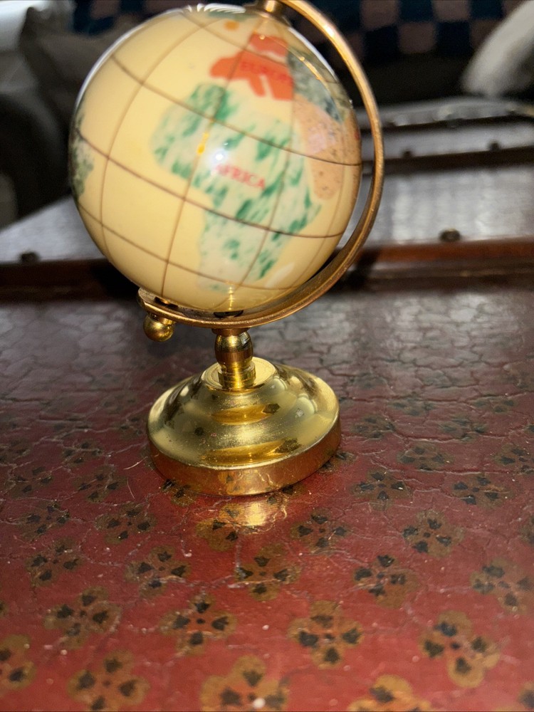 Beautiful 4.5” Desk Globe Unbranded
