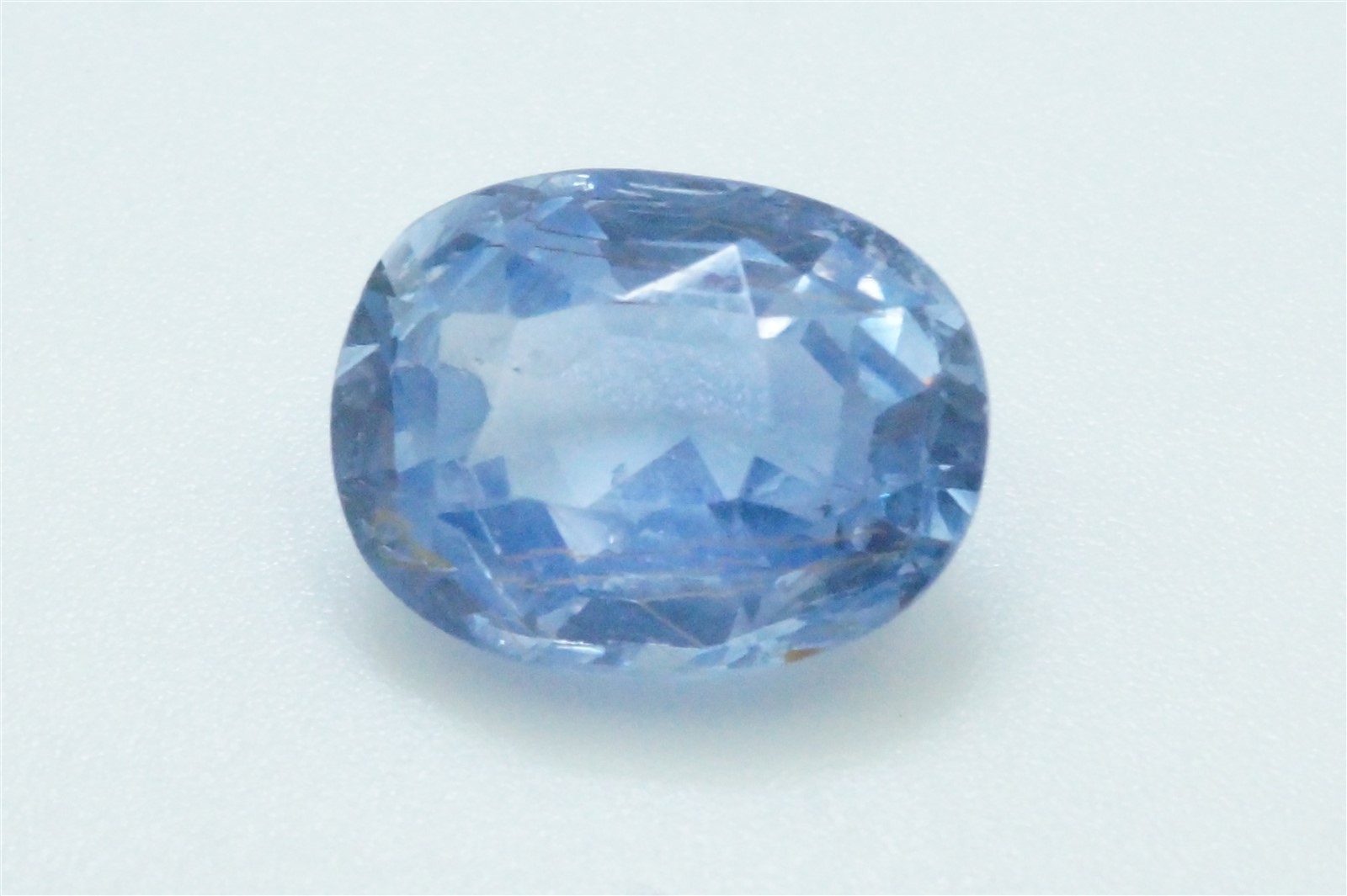 PALE BLUE NATURAL SAPPHIRE - ANTIQUE CEYLON NATIVE CUT 4.8ct