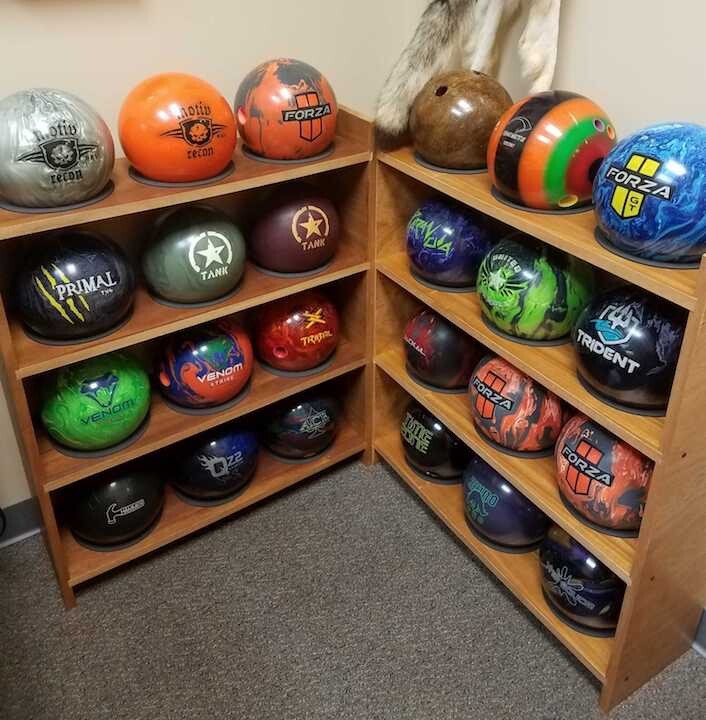 Bowling Ball rack Beat by Premium CASE - 9 Ball