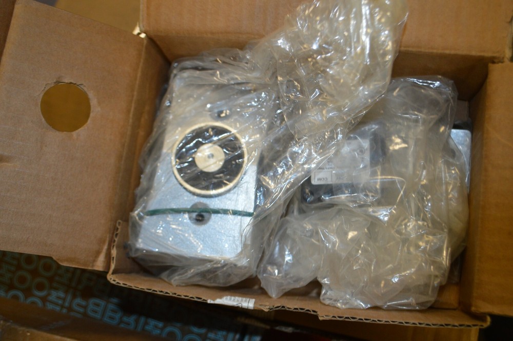 LCN Electromagnetic Door Holder, Model 7850sem, Qty 1