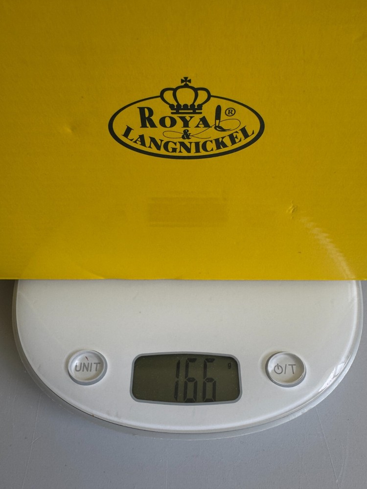 Royal Langnickel Empty box