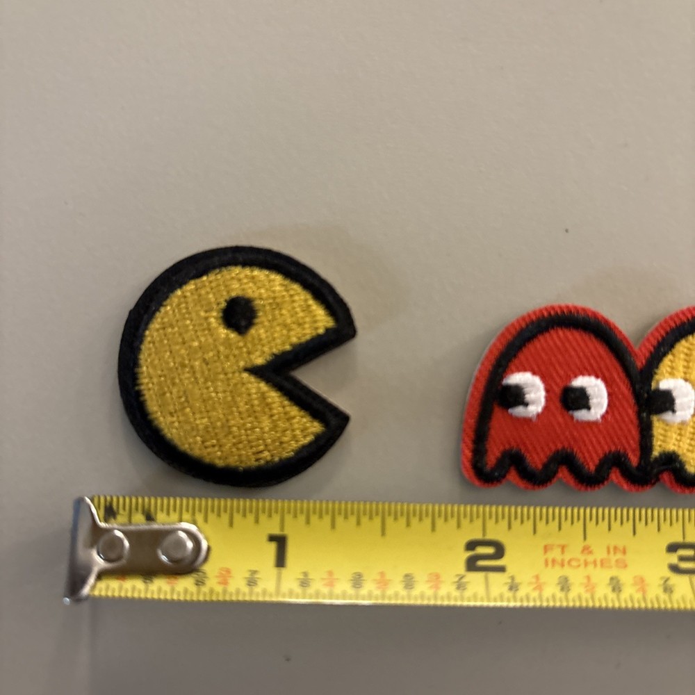 Pac-Man & Ghost (Iron on patch) Arcade / Video Games / Mrs. Pac-Man