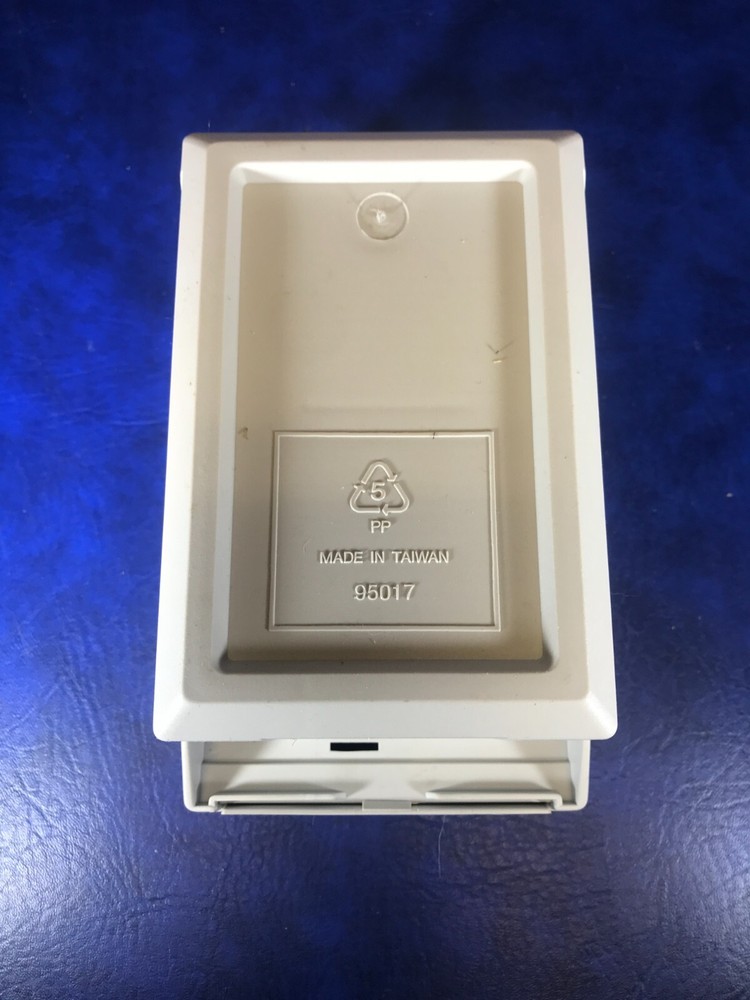 Desktop Storage Box for 3.5 Floppy Discs and Mini CDs