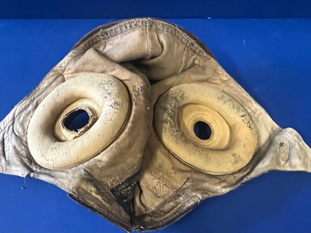 USAAF TYPE A-11 INTERMEDIATE LEATHER FLYING HELMET