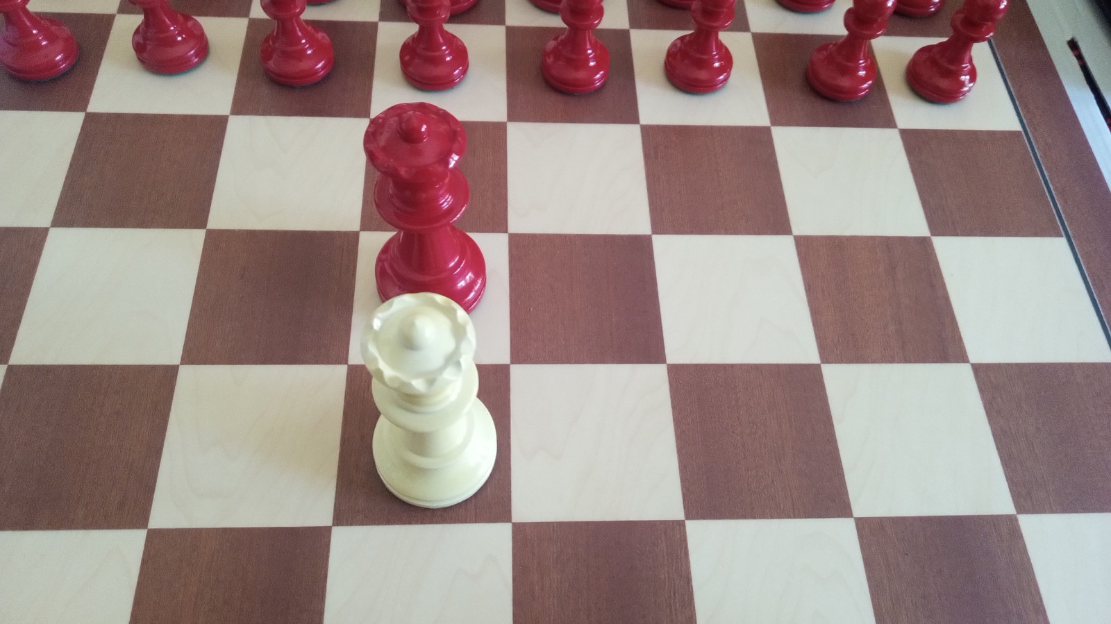 Pro Staunton Weighted Red & Ivory Chess Pieces Set 4 queens & Specialty Board