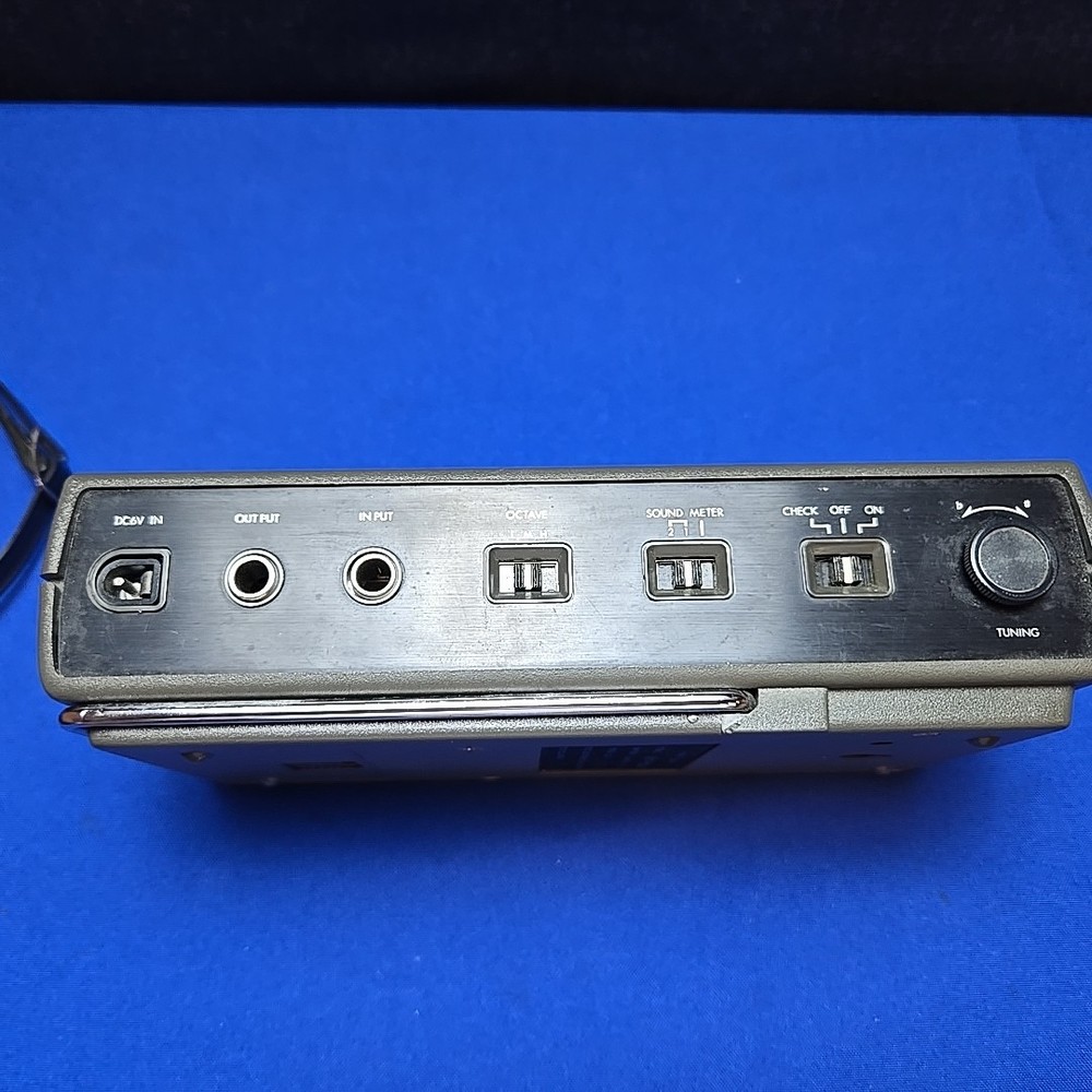 Vintage Korg WT-10A Battery Powered Chromatic UNTESTED PLEASE READ!