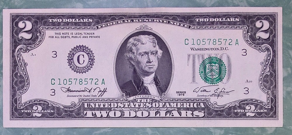 1976 $2 Dollar Bill with minor  (Miscut/Misaligned)  Error