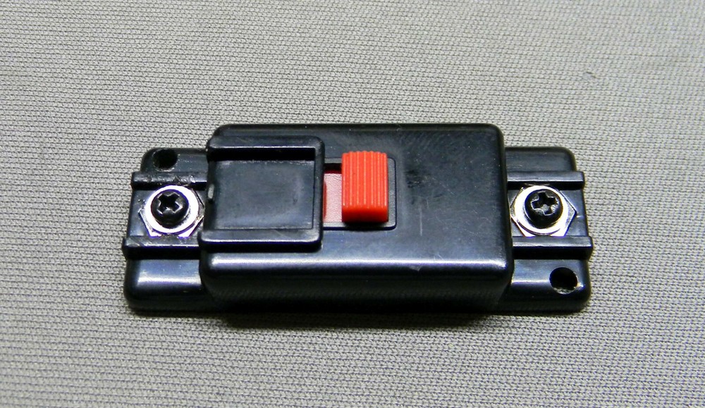 LIONEL REPLACEMENT PART - ACCESSORY SLIDE SWITCH CONTROL TOGGLE  6005903001 NEW