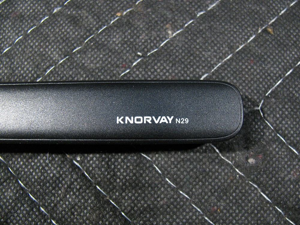 Knorvay N29 Wireless Presenter With Laser Pointer