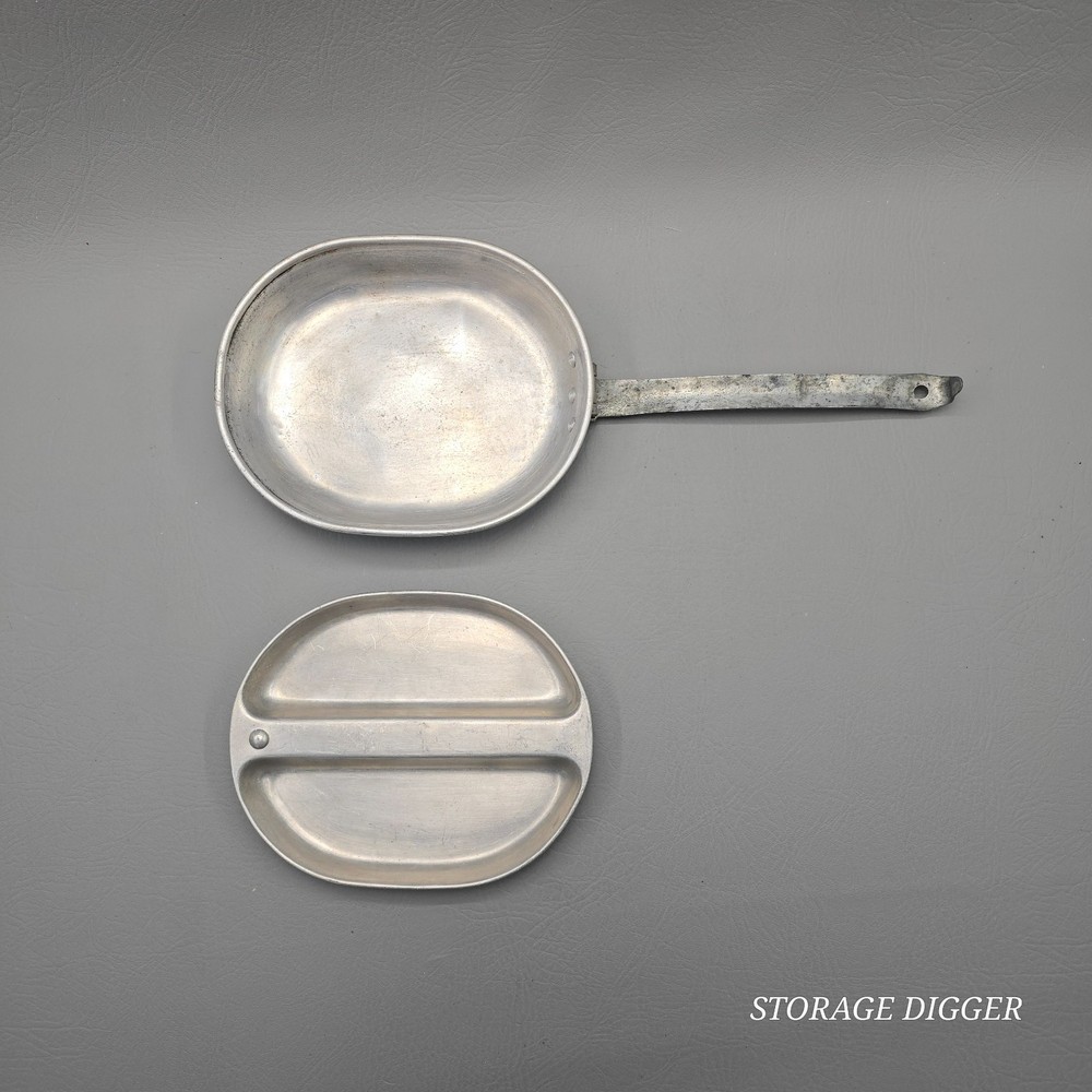 Vintage US Army Mess Kit WWII 1945 Cooking Pan And Plate, Original Issue