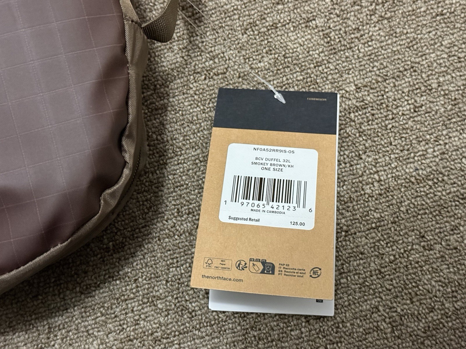 The North Face Base Camp Voyager Duffel 32L Smokey Brown/Khaki Bag NWT