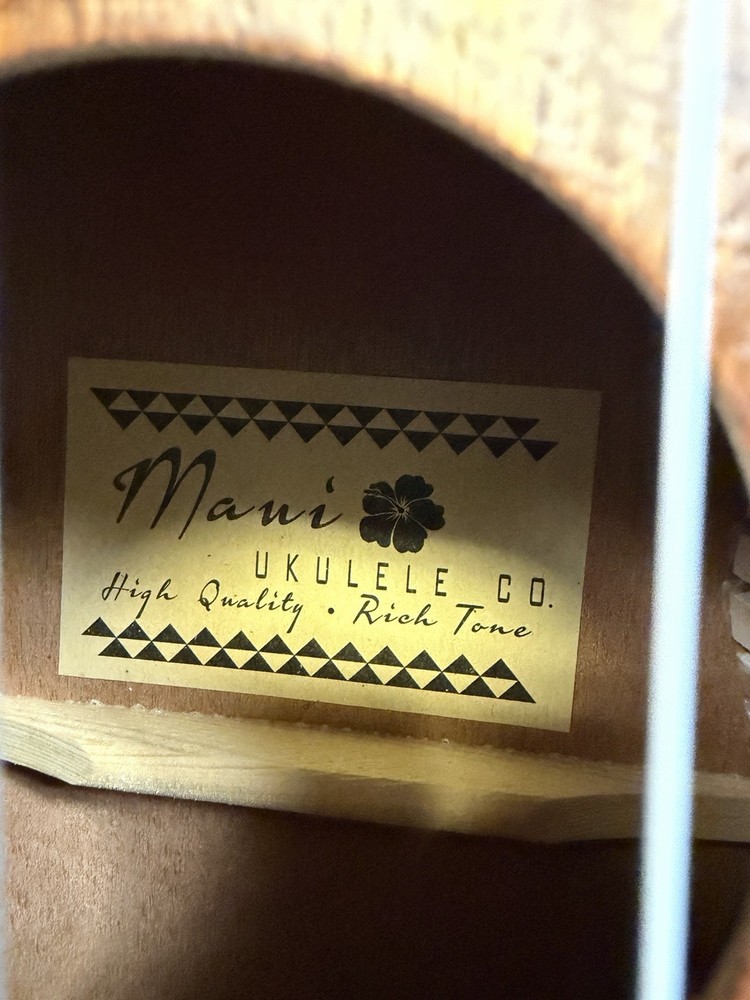 Maui Ukulele Co.
