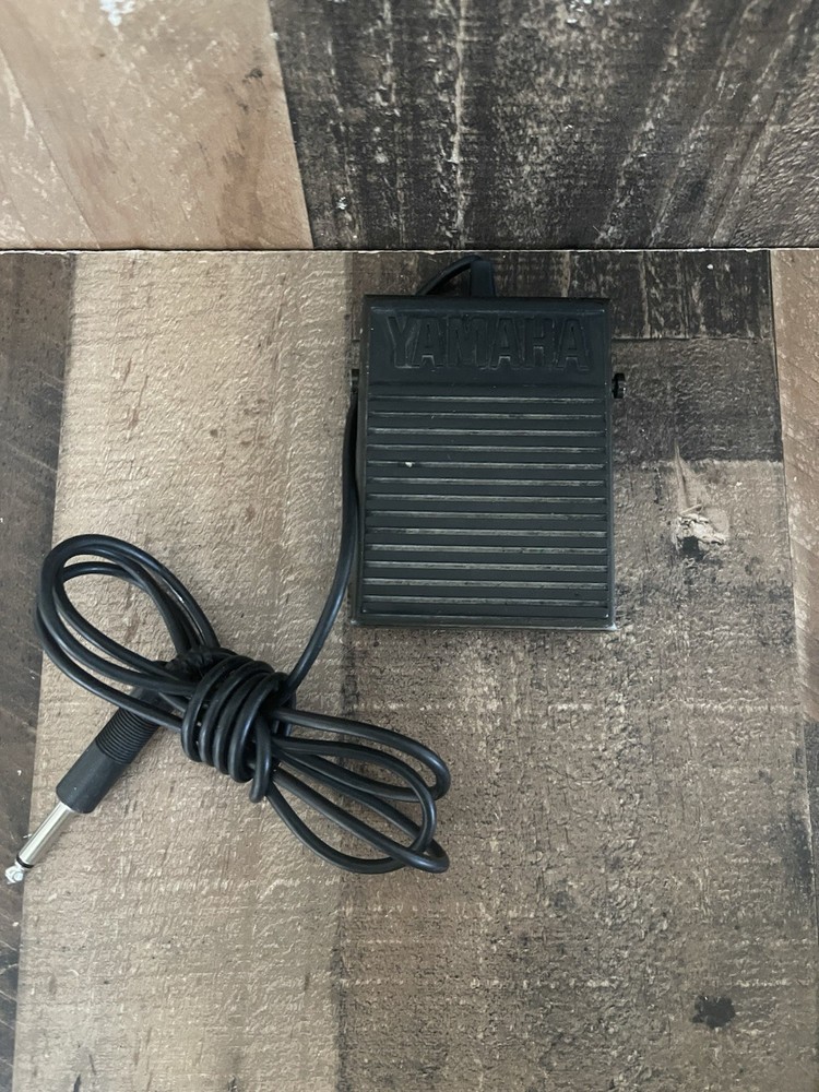 Yamaha Momentary Foot Switch Pedal-untested