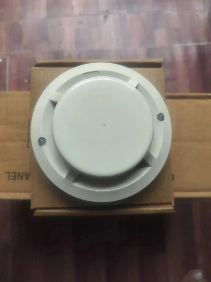 ADDRESSABLE SMOKE DETECTOR 2251 EM SYSTEM SENSOR HEAD