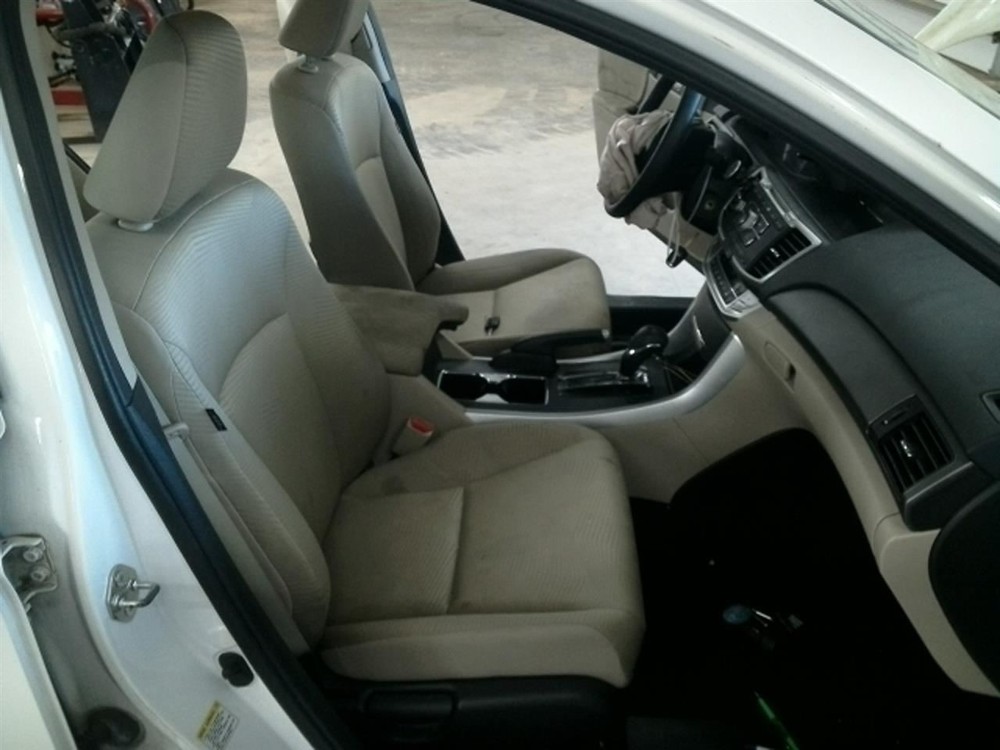 ACCORD 2014 Jack 104779251