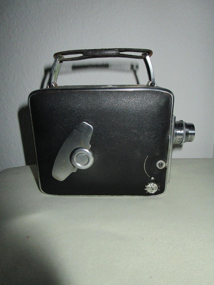 VINTAGE KEYSTONE MODEL K-40 8mm CAMERA - untested