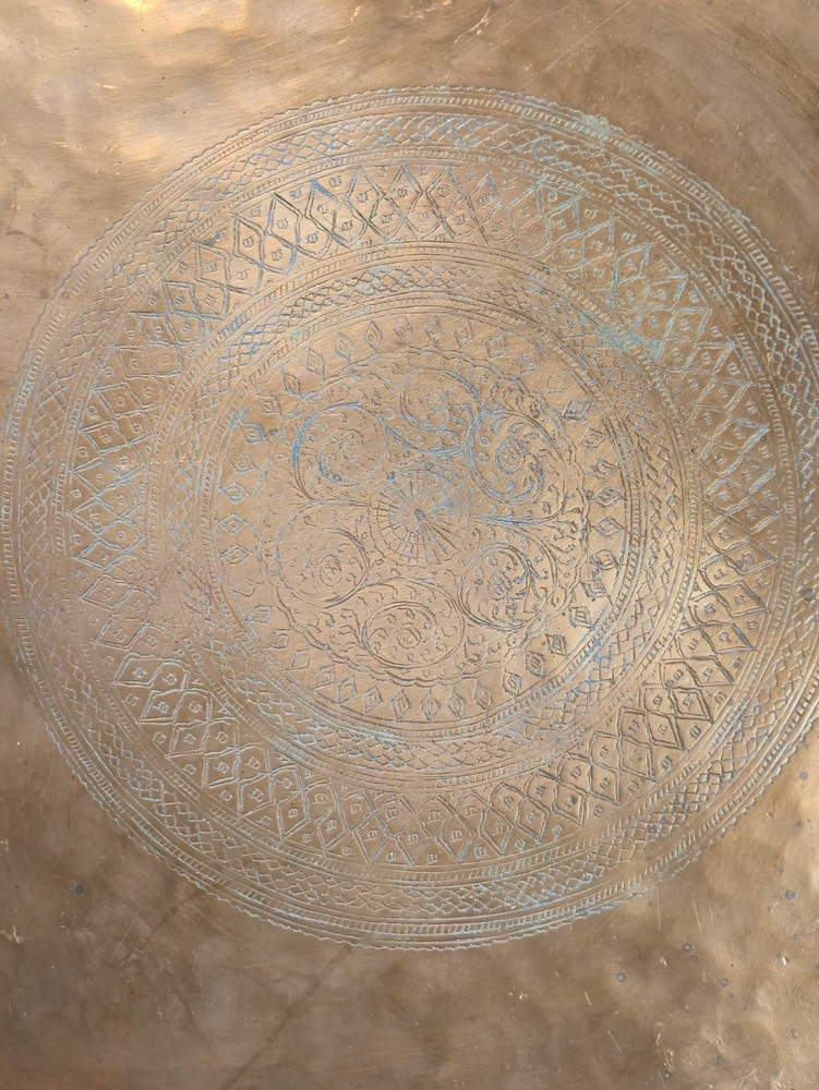 Antique Copper Middle Eastern Etched Serving Tray (18.5")