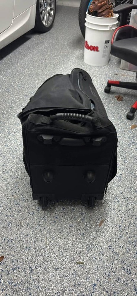 Bownet Ball Bucket carrier barely used