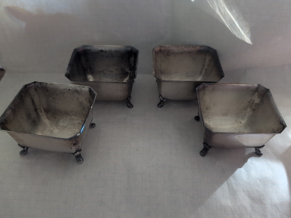 4- Footed Silverplated Candy Nuts Condiment Dishes