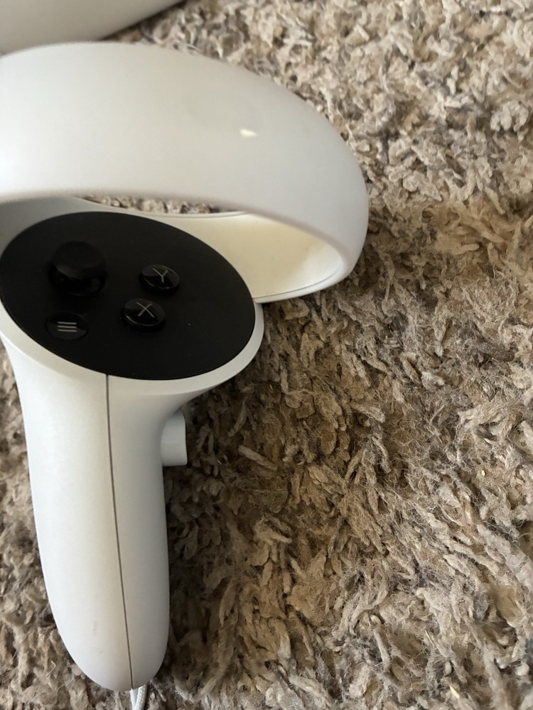 Meta-Quest Two Good Condition With Two Controllers Charger Needed